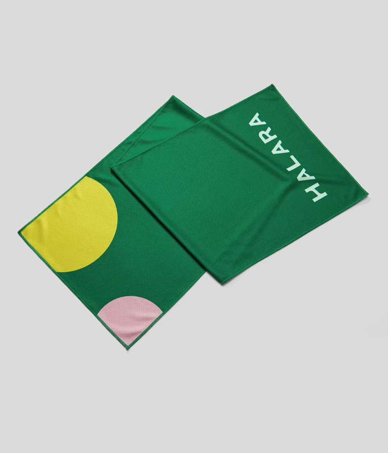 ZIELONY RĘCZNIK SPORTOWY