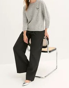 SWETER DAMSKI Z APLIKACJĄ