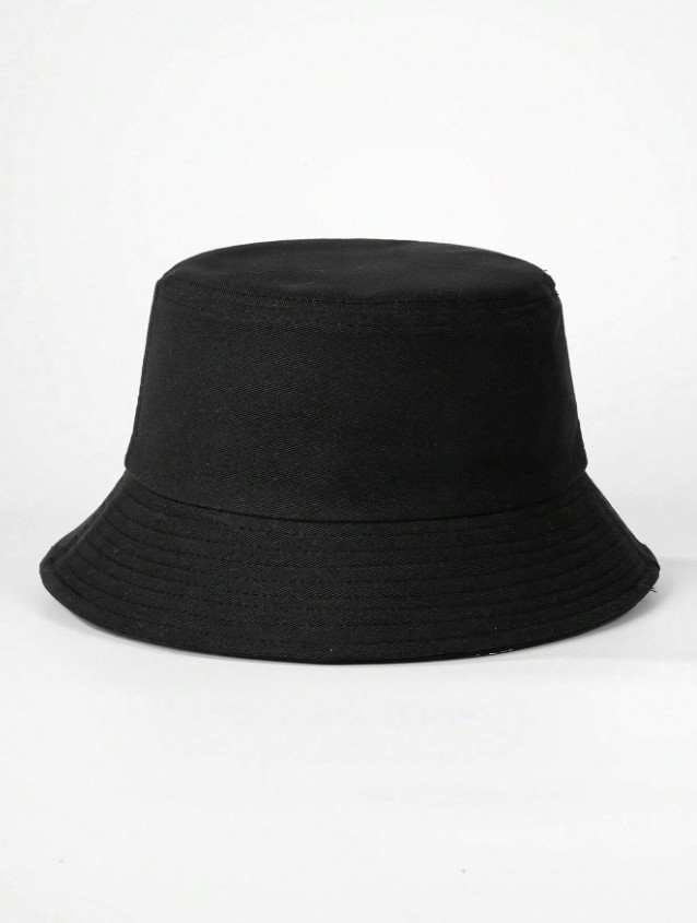 czarna czapka bucket 