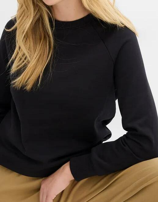 BLUZA Z WIĄZANIEM