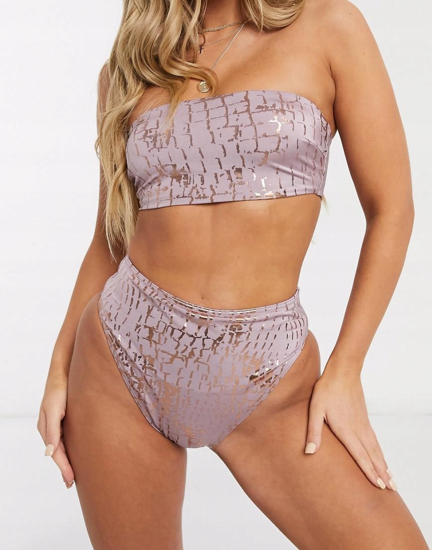 GÓRA OD BIKINI