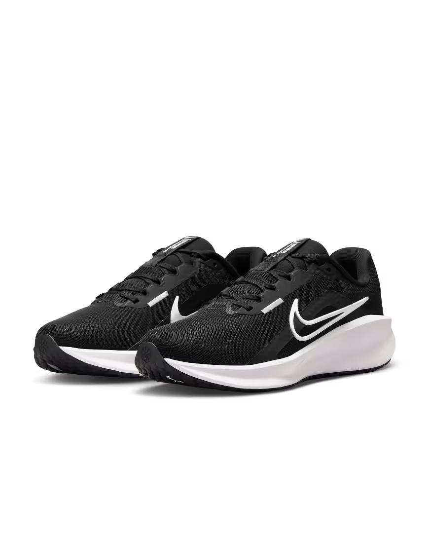 DOWNSHIFTER 13 buty sportowe