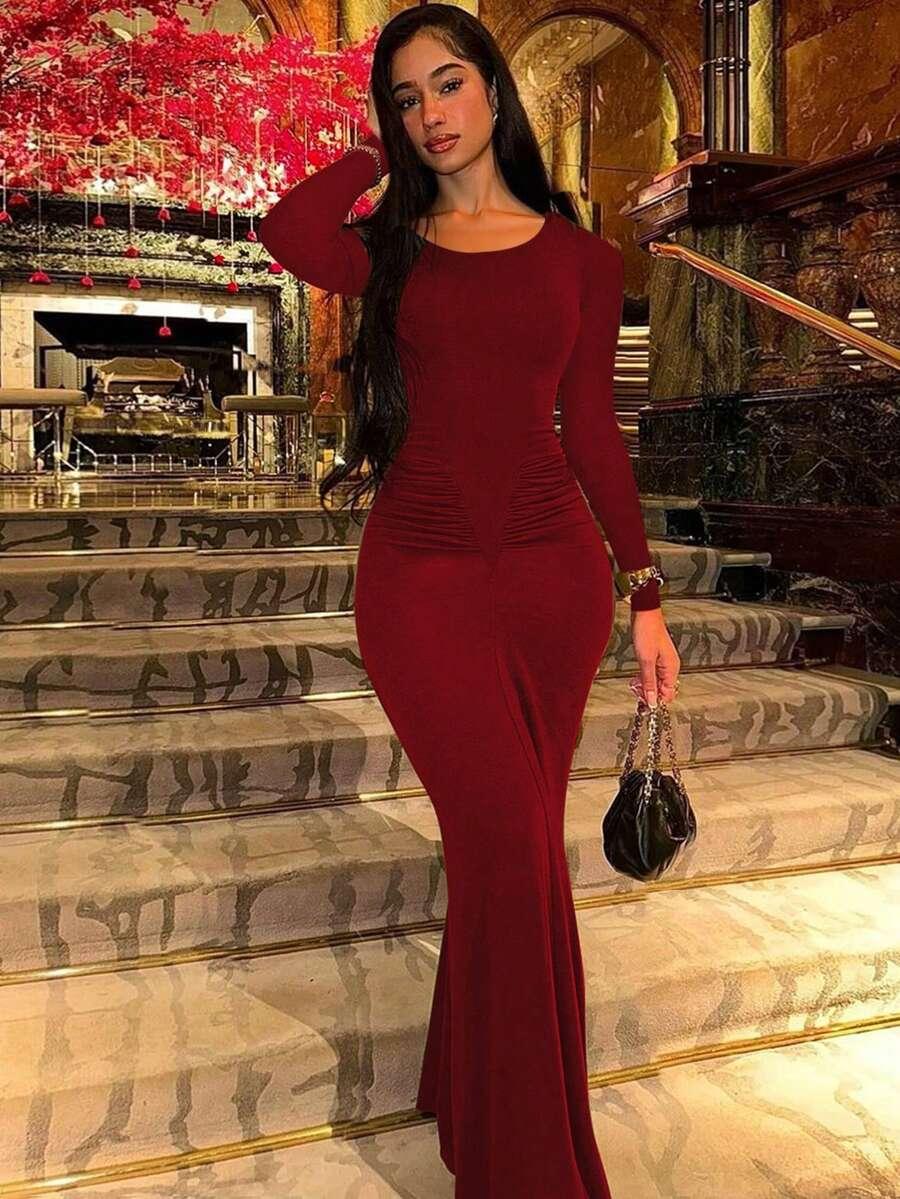 czerwona maxi sukienka