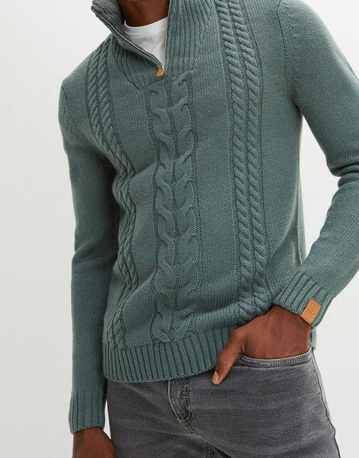 SWETER Z GOLFEM