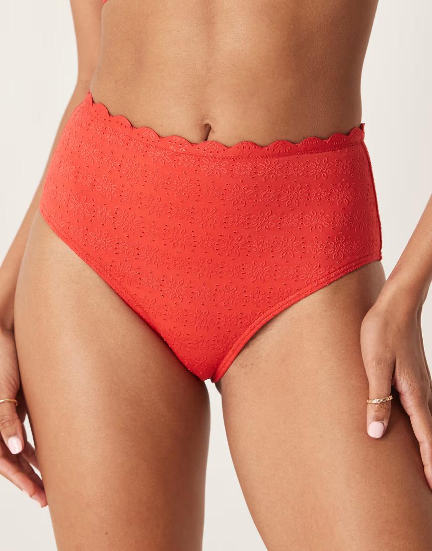 CZERWONY DÓŁ OD BIKINI HAFT
