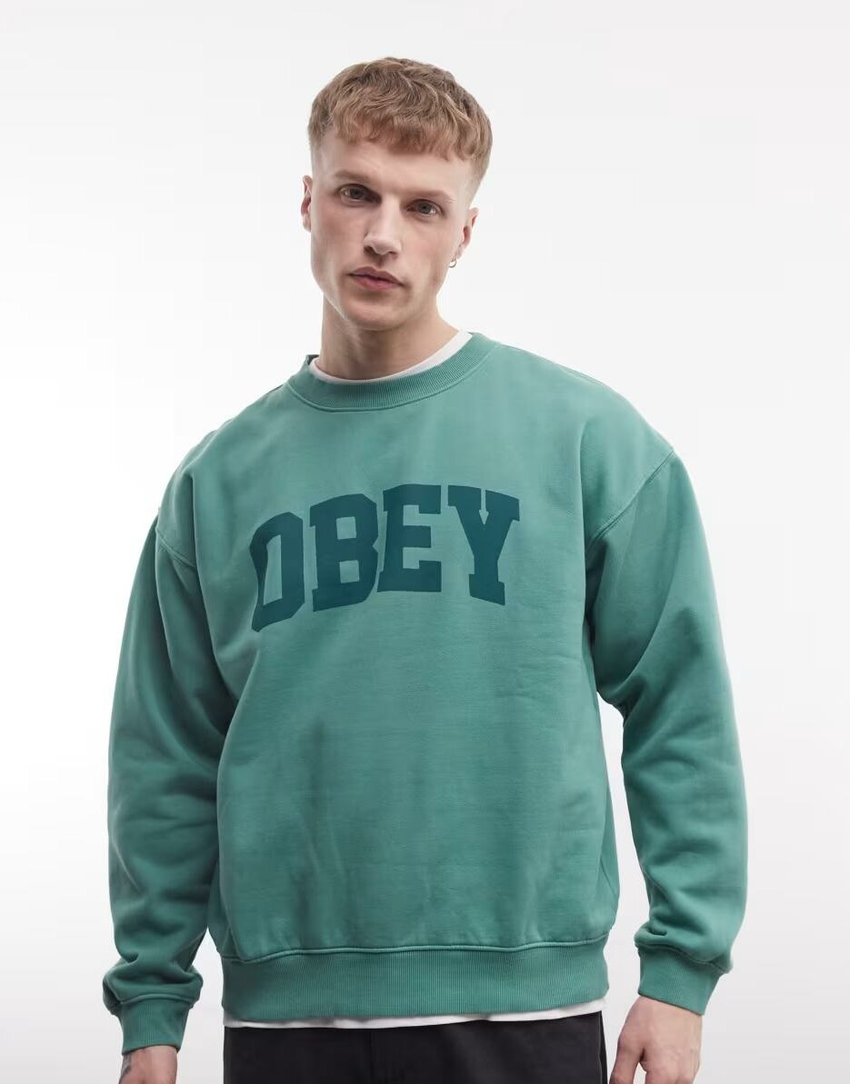 zielona bluza oversize logo