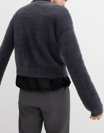 SWETER DAMSKI Z GUZIKAMI