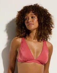 RÓŻOWA GÓRA OD BIKINI 