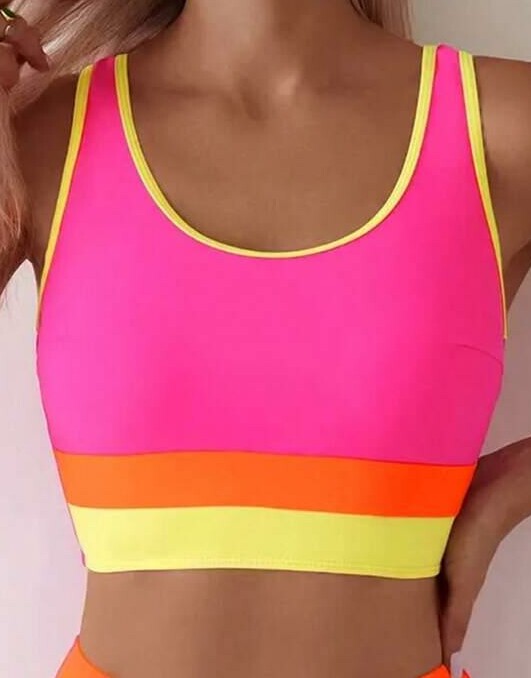 GÓRA OD BIKINI