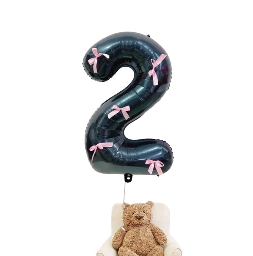 czarny foliowy balon cyfra 2