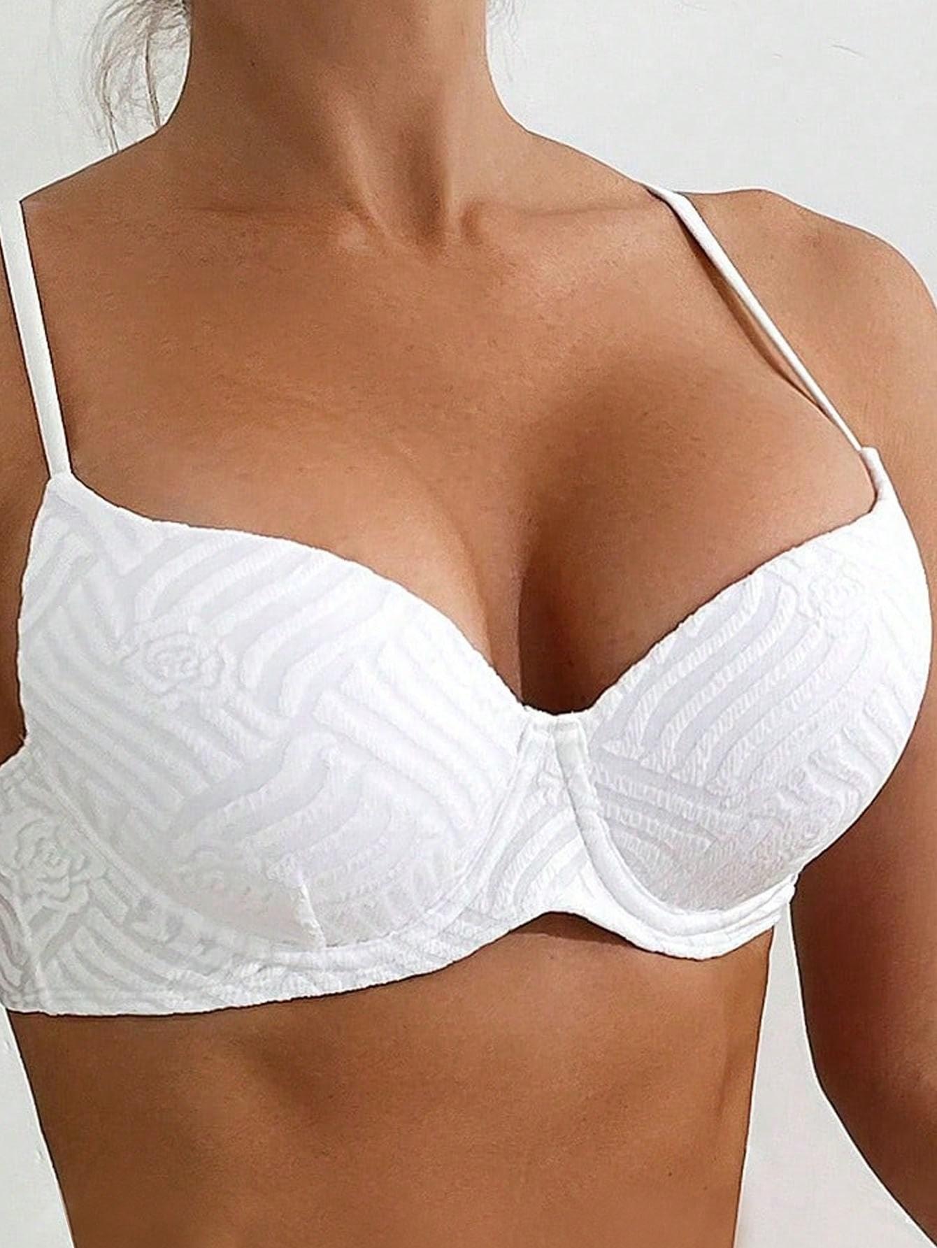 biała góra od bikini