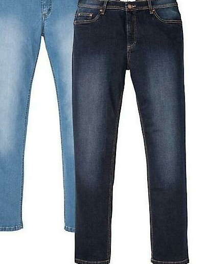 granatowe spodnie jeans