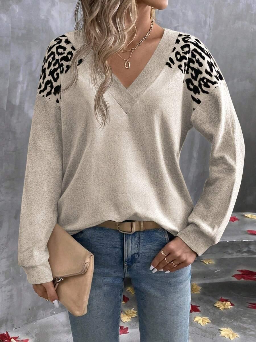 SWETER V-NECK ANIMAL PRINT