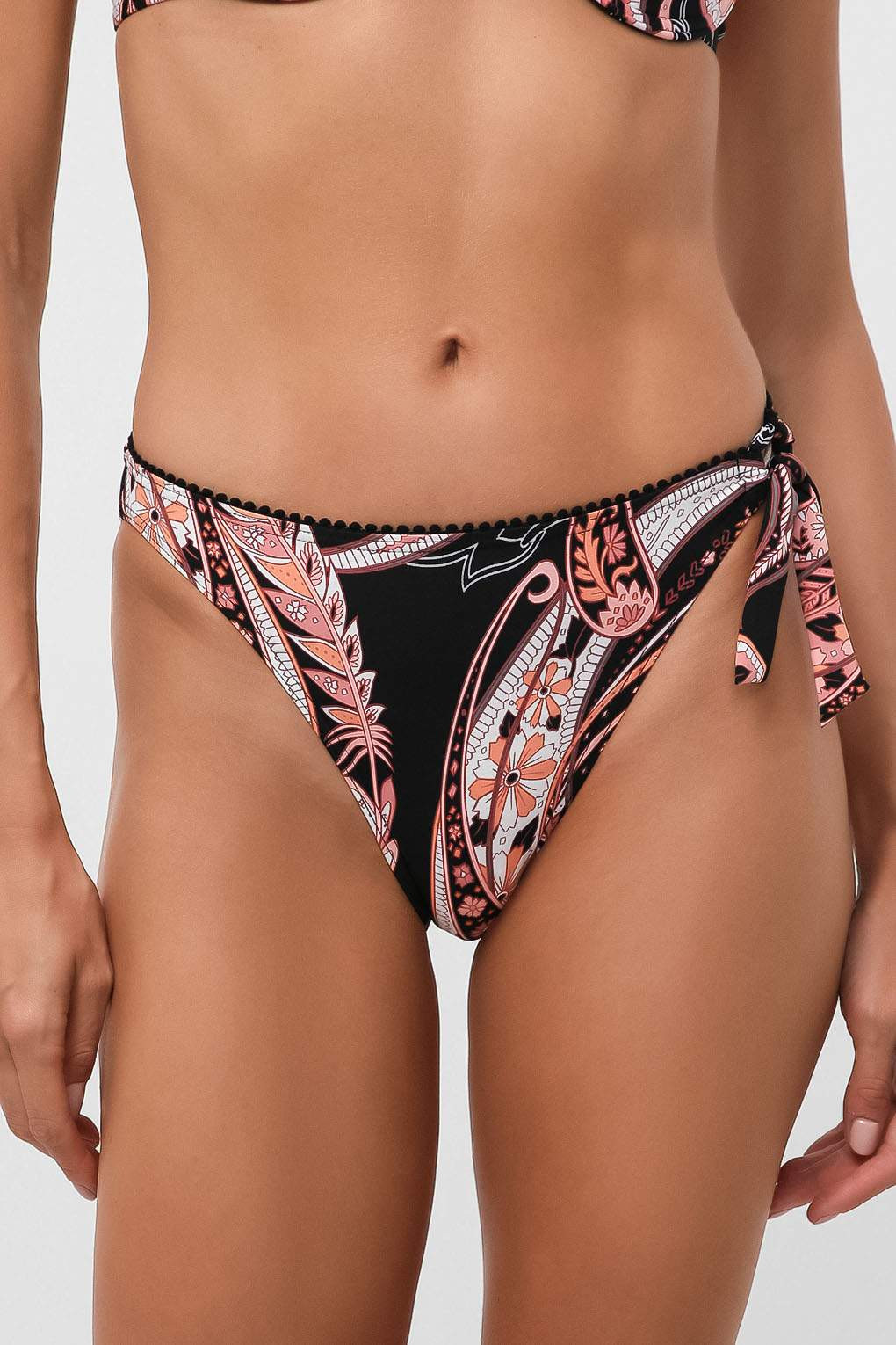 DÓŁ OD BIKINI WIĄZANIE WZÓR