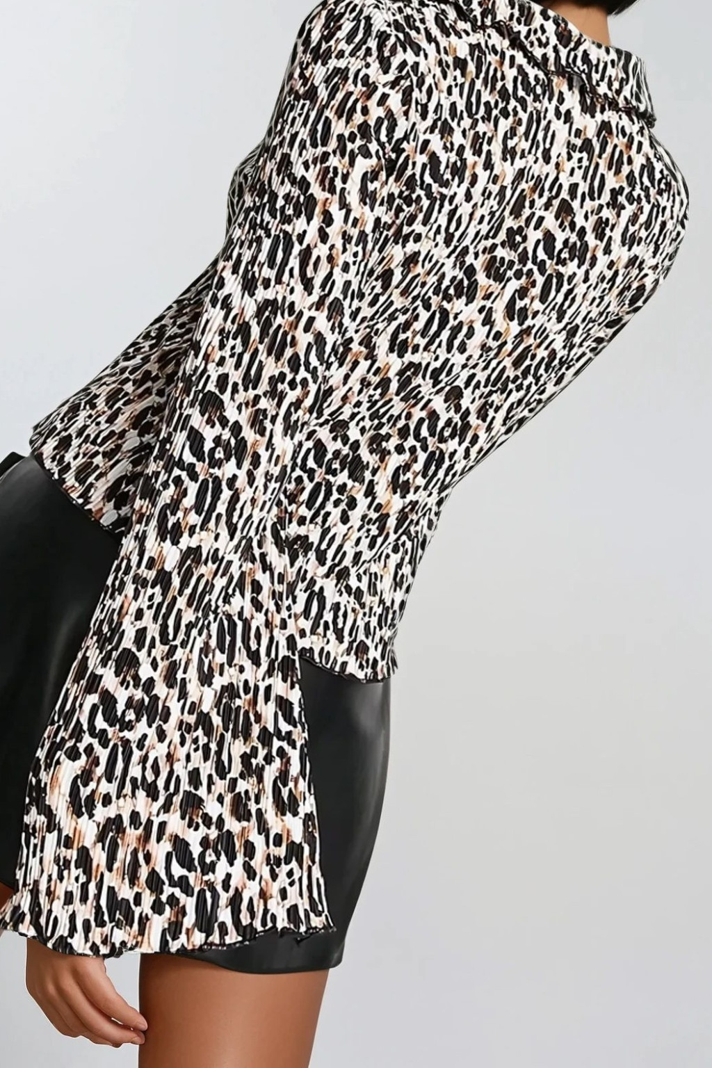 bluzka rozszerzane rękawy animal print