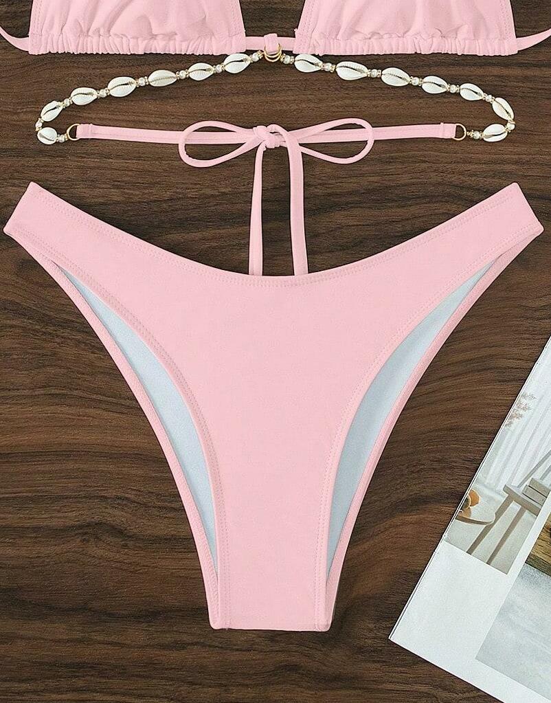 Różowy dół od bikini
