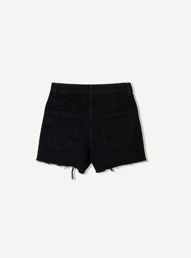czarne krótkie spodenki ripped jeans