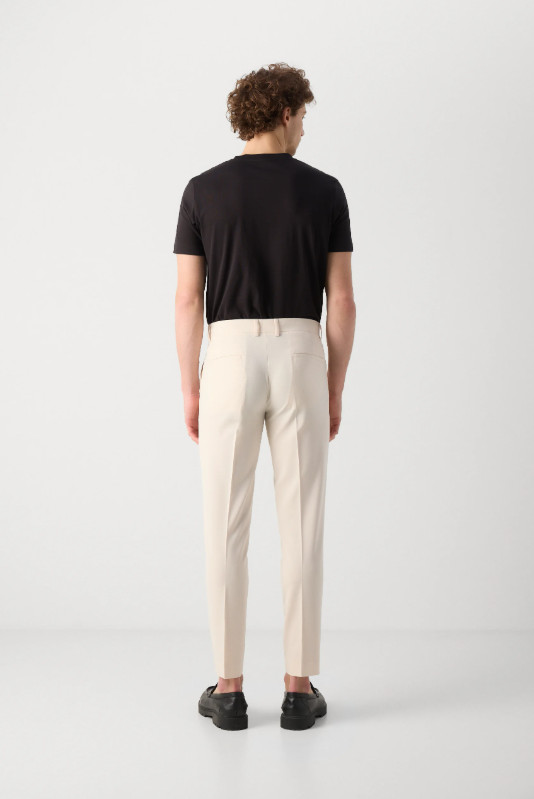 BEŻOWE SPODNIE SLIM FIT KIESZENIE ZAMEK 