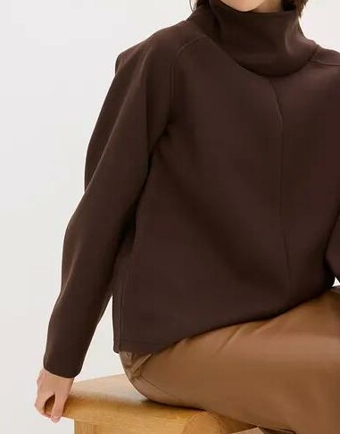 SWETER DAMSKI Z GOLFEM