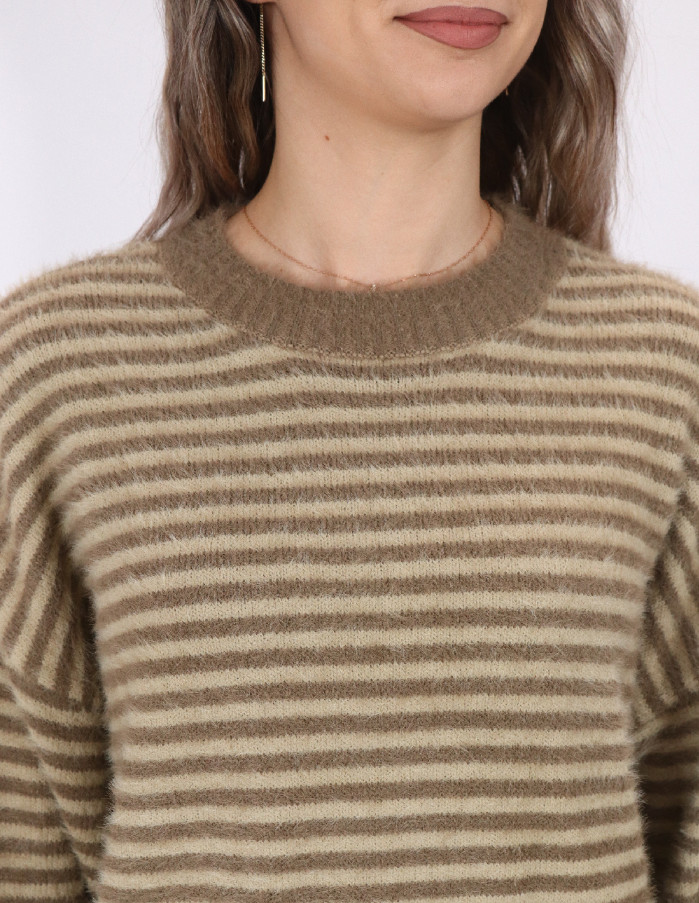 SWETER PASKI OVERSIZE KONTRAST