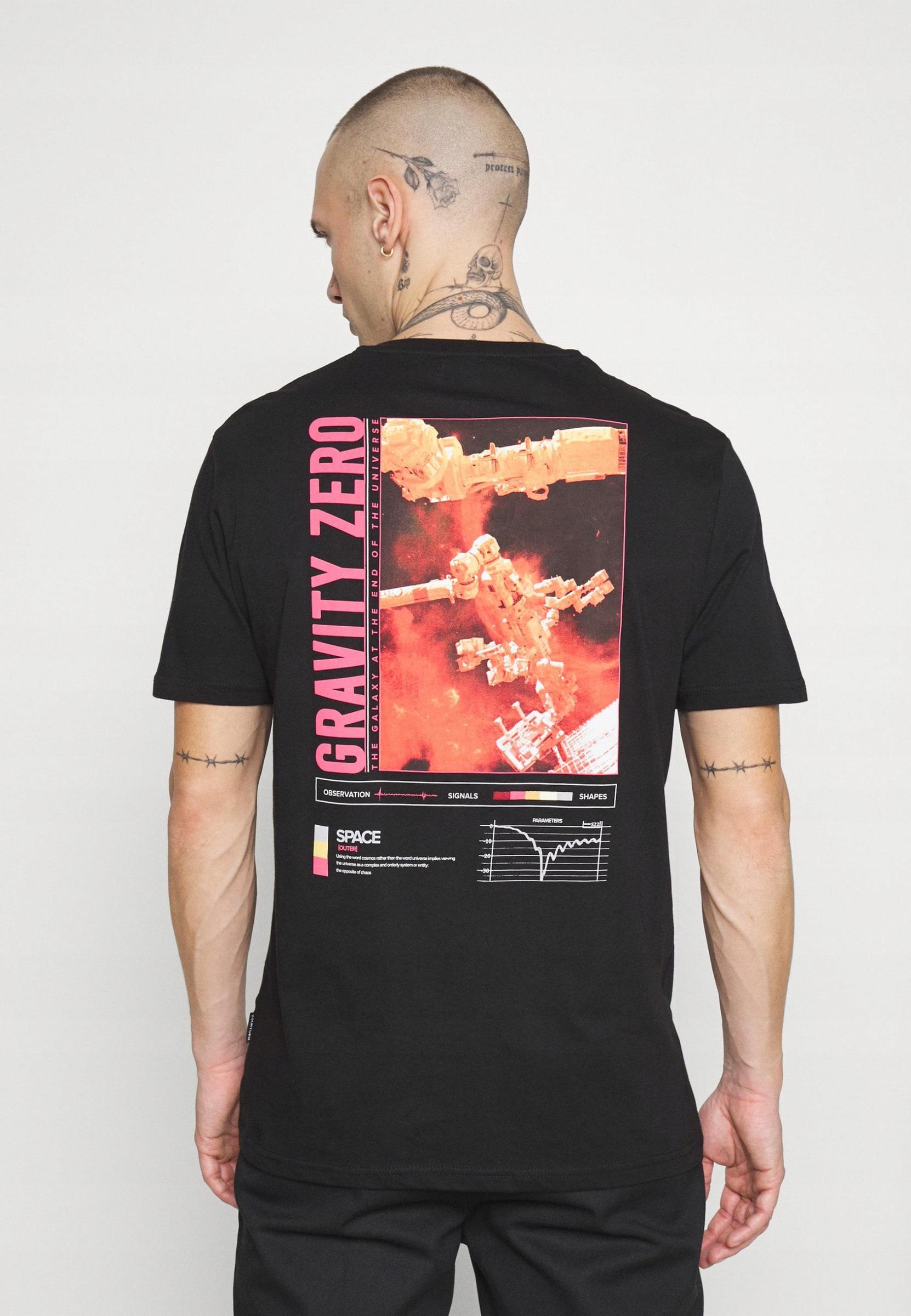 CZARNY T-SHIRT NADRUK 