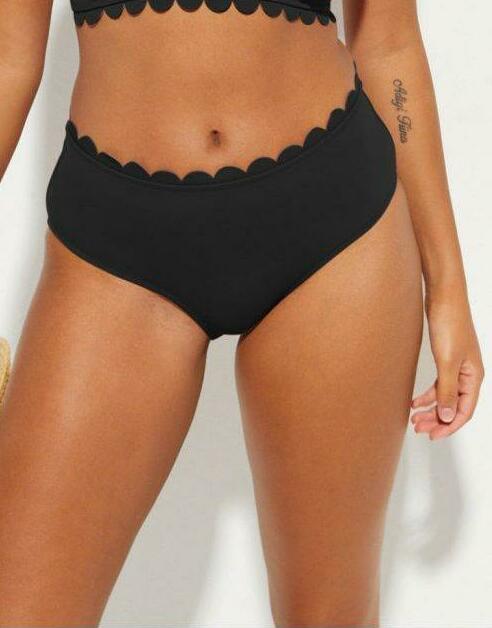 czarny dół od bikini 