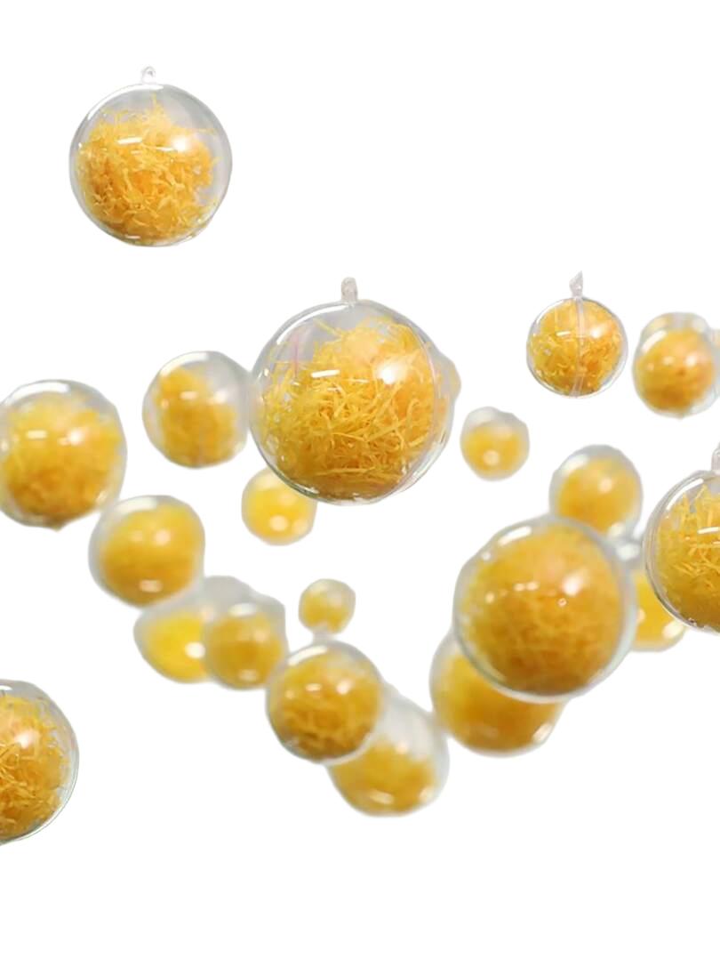 dekoracja plastikowe bombki