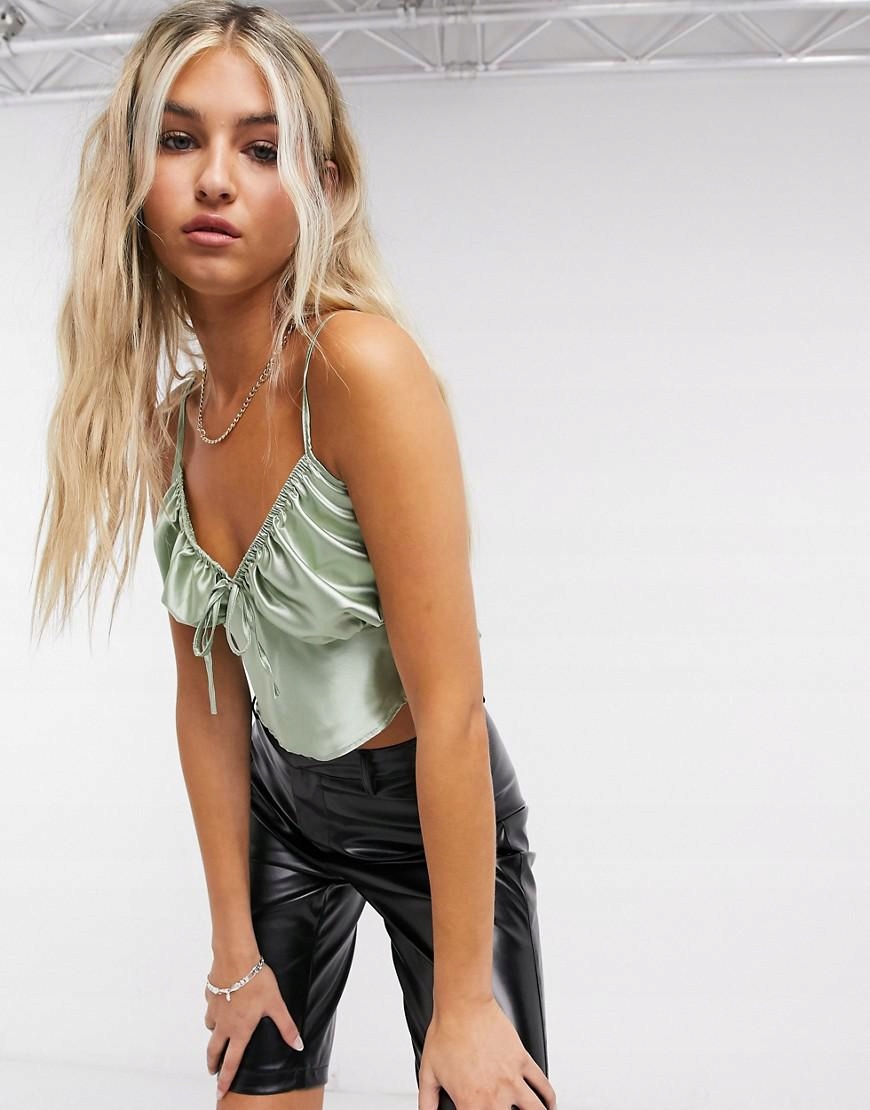 ZIELONY SATYNOWY TOP