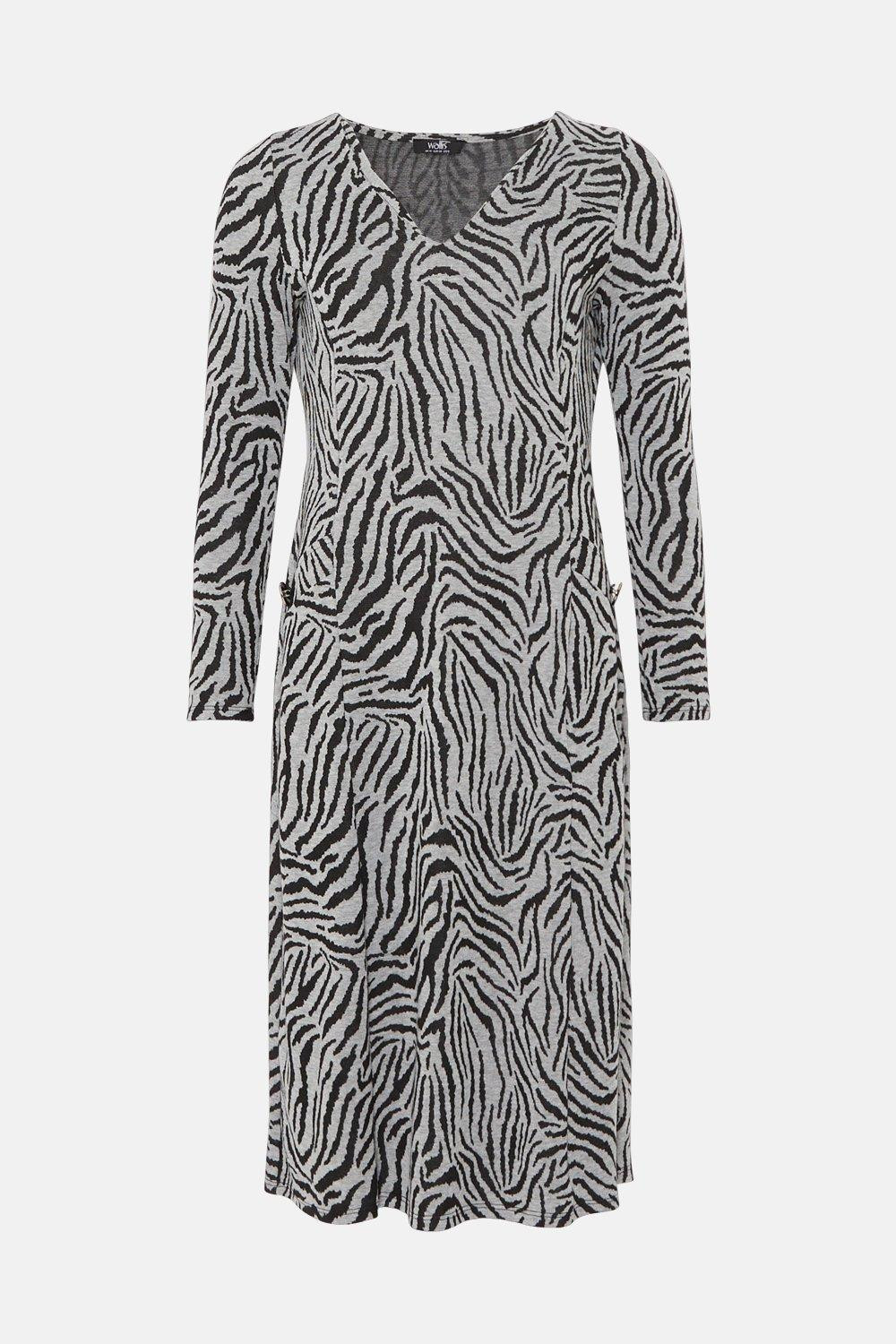 midi trapezowa sukienka v-neck zebra print