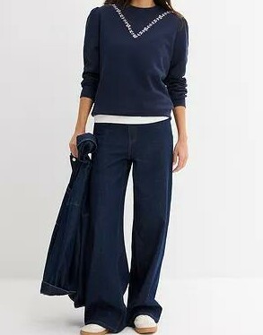 BLUZA Z HAFTEM