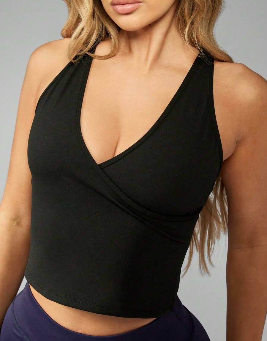 czarny sportowy top