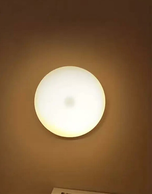 biała lampka led