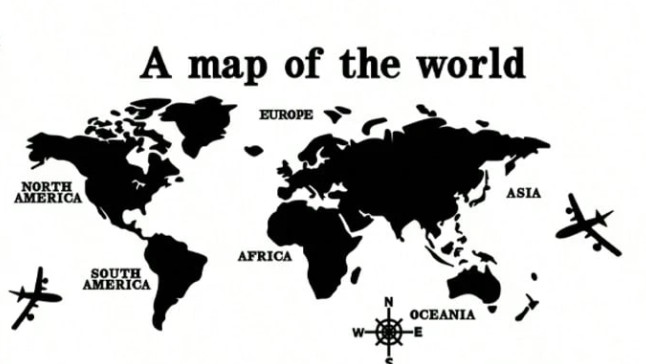 czarna NAKLEJKA ŚCIENNA Z MAPĄ ŚWIATA