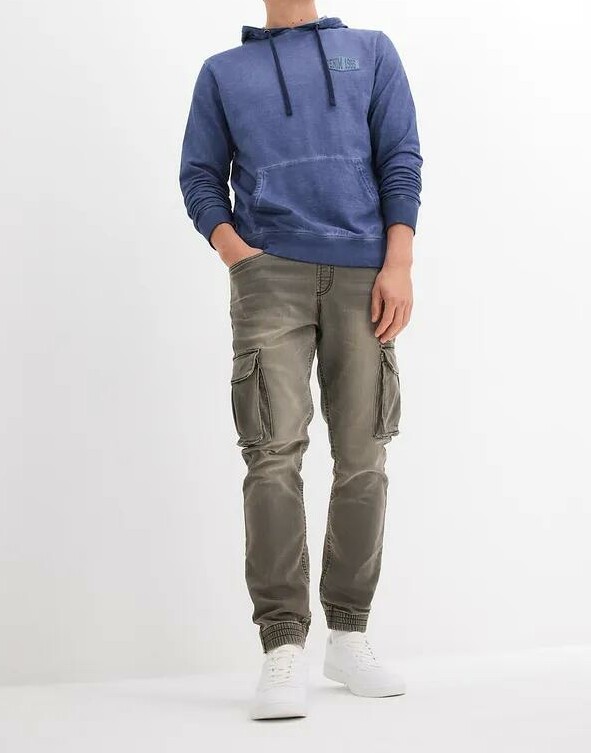 BLUZA Z KAPTUREM 