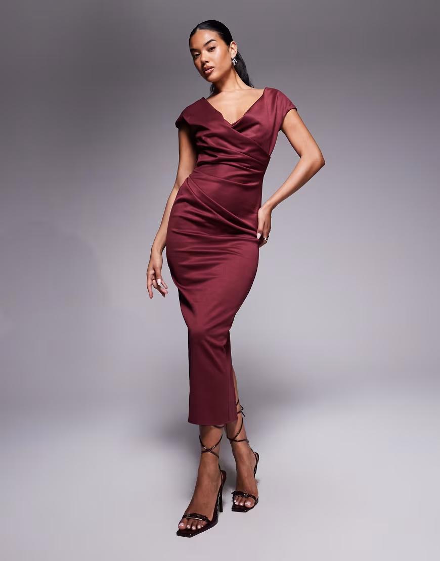 czerwona midi sukienka v-neck
