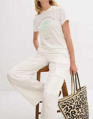 T-SHIRT DAMSKI Z NADRUKIEM