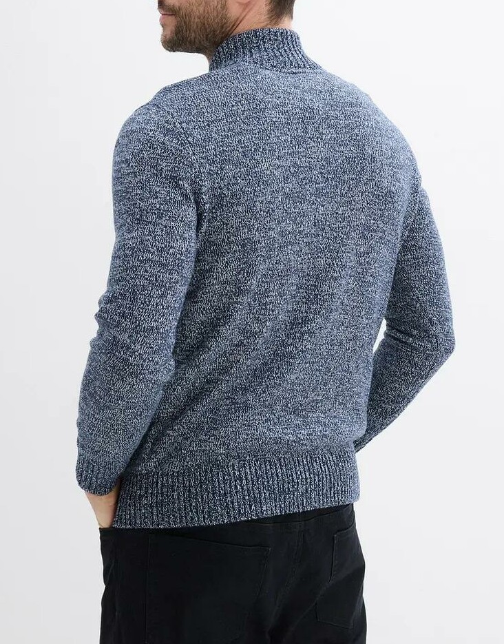 SWETER ZE STÓJKĄ