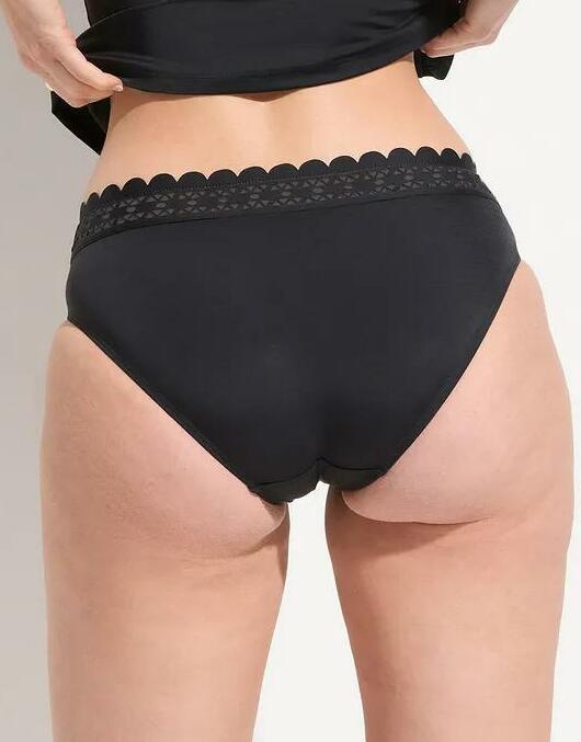 DÓŁ OD BIKINI