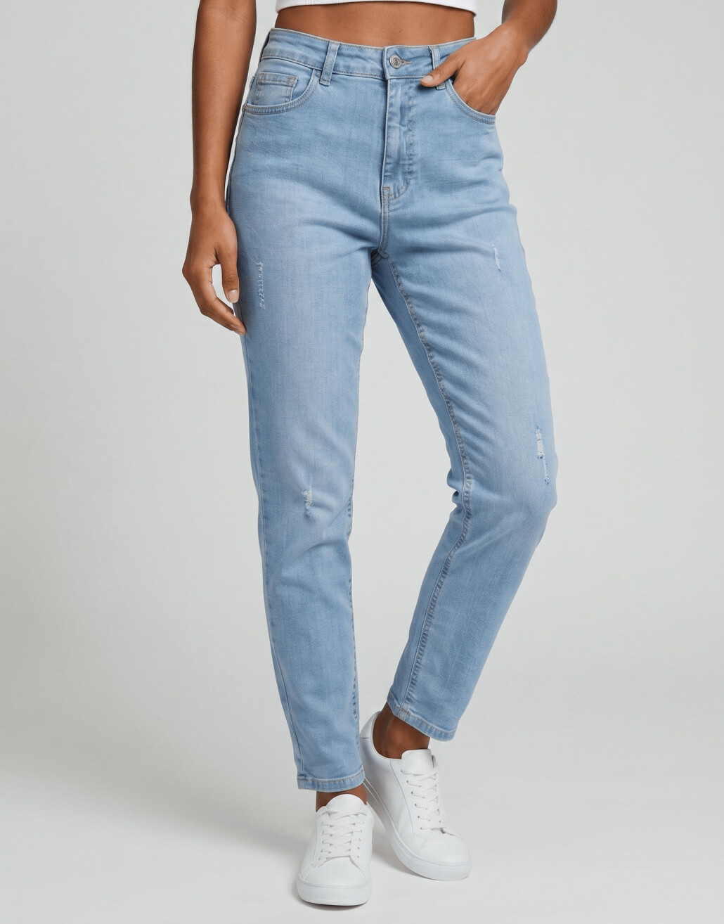 niebieskie spodnie jeans ripped