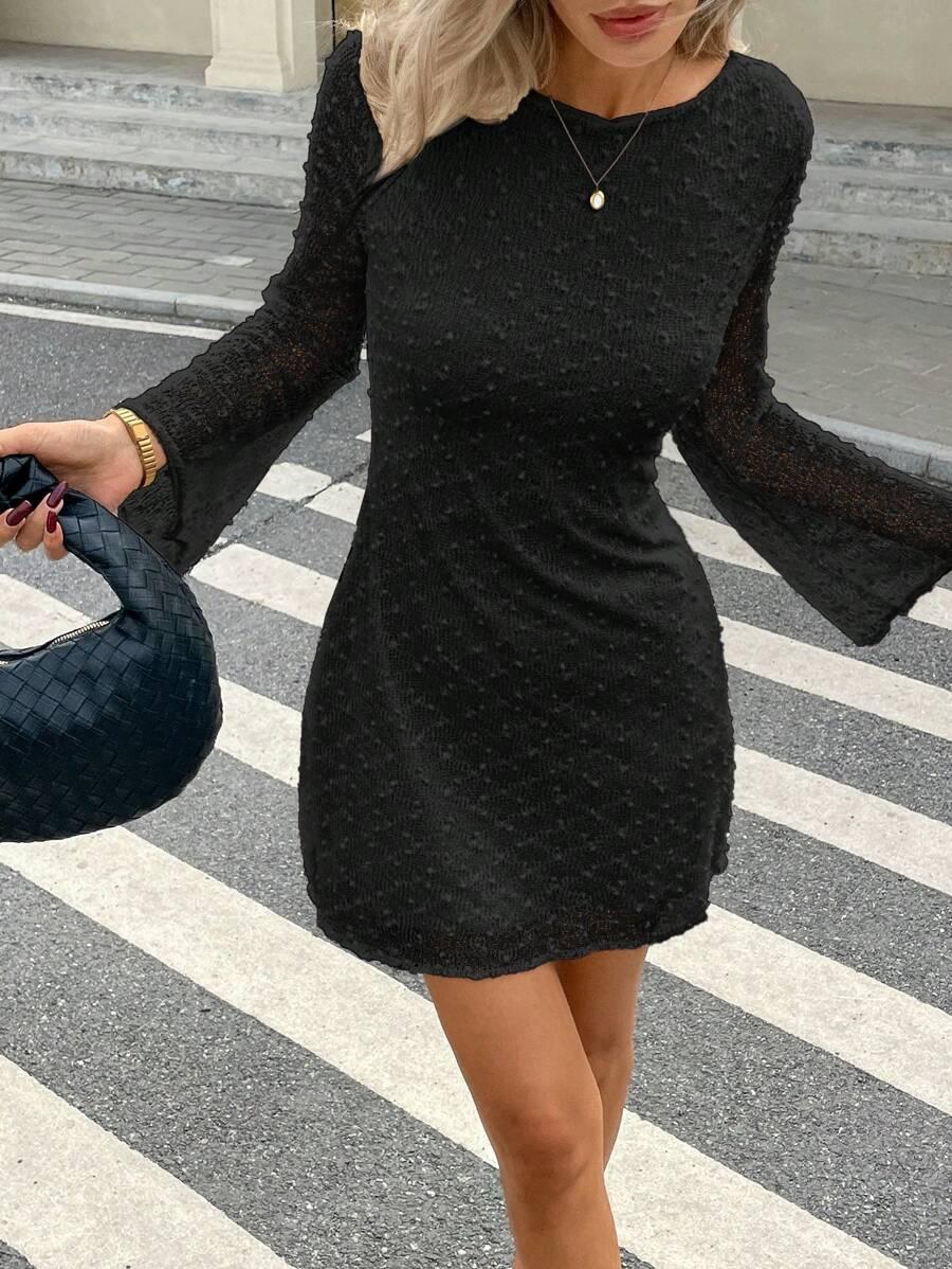 CZARNA MINI SUKIENKA 