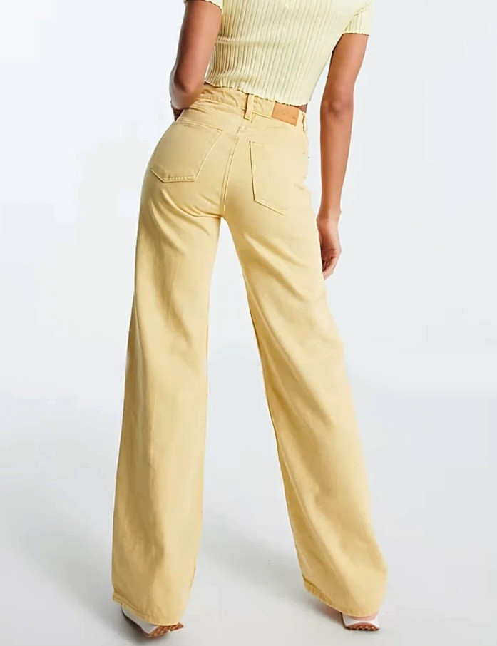 żółte spodnie jeans kieszenie