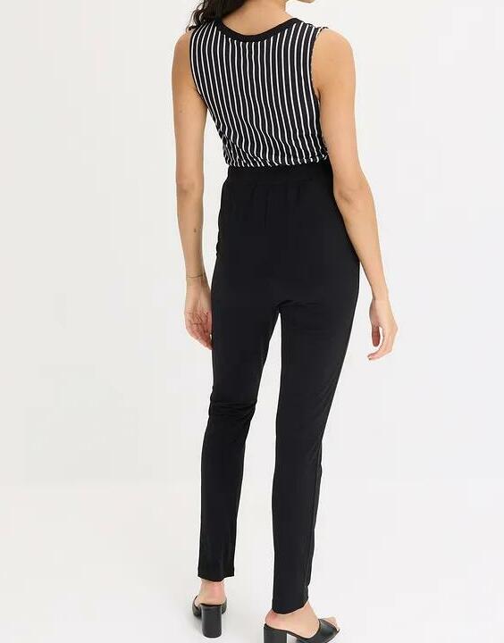 ELEGANCKI KOMBINEZON PLUS SIZE W PASKI Z DEKOLTEM V 