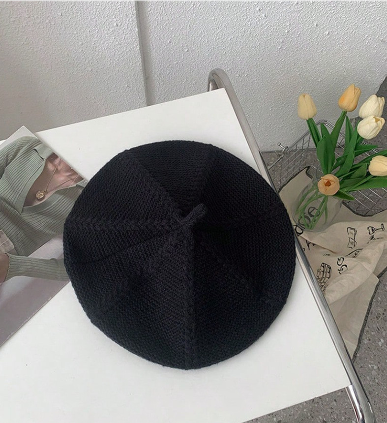 czarna CZAPKA BERET 