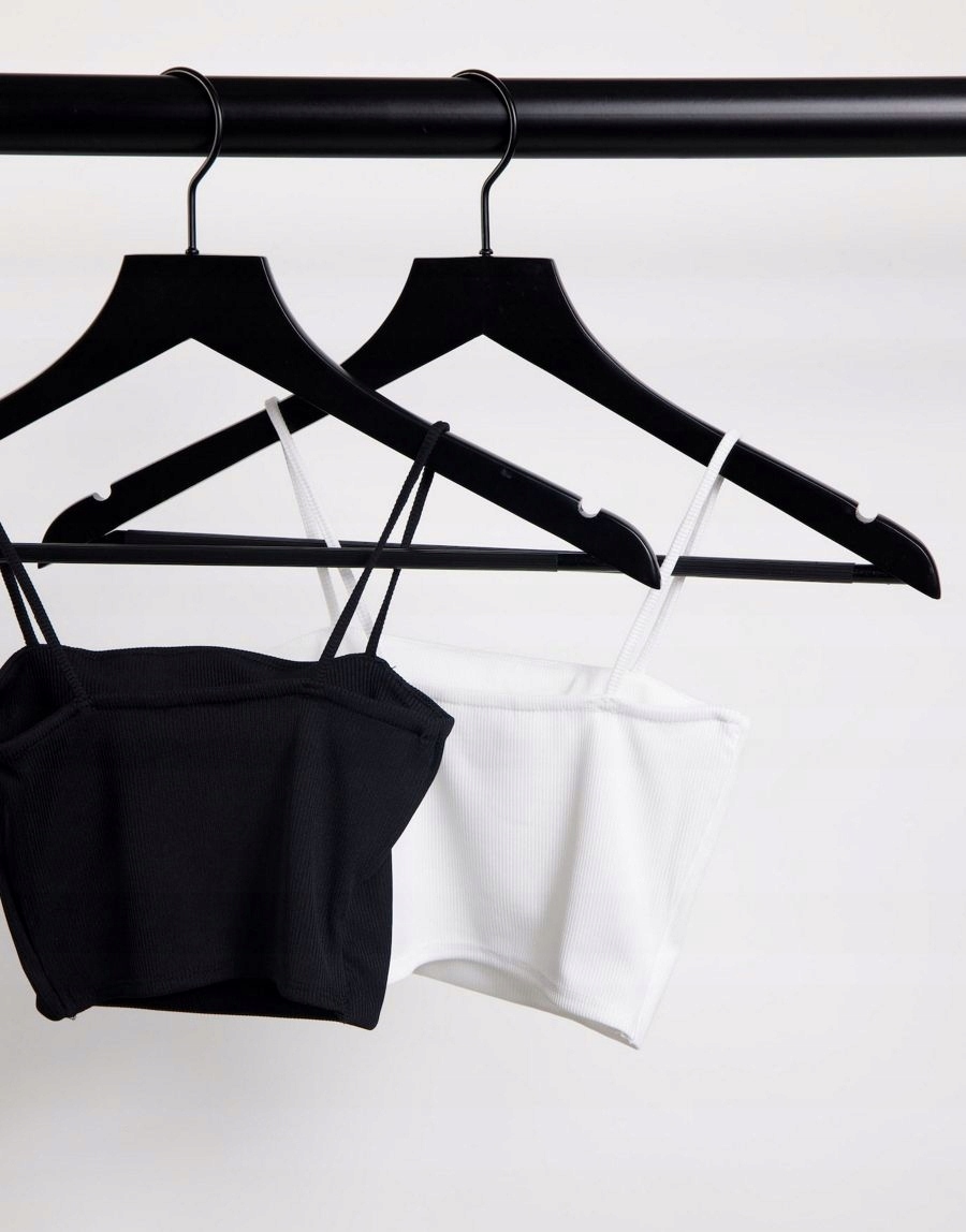 CZARNY TOP BASIC 
