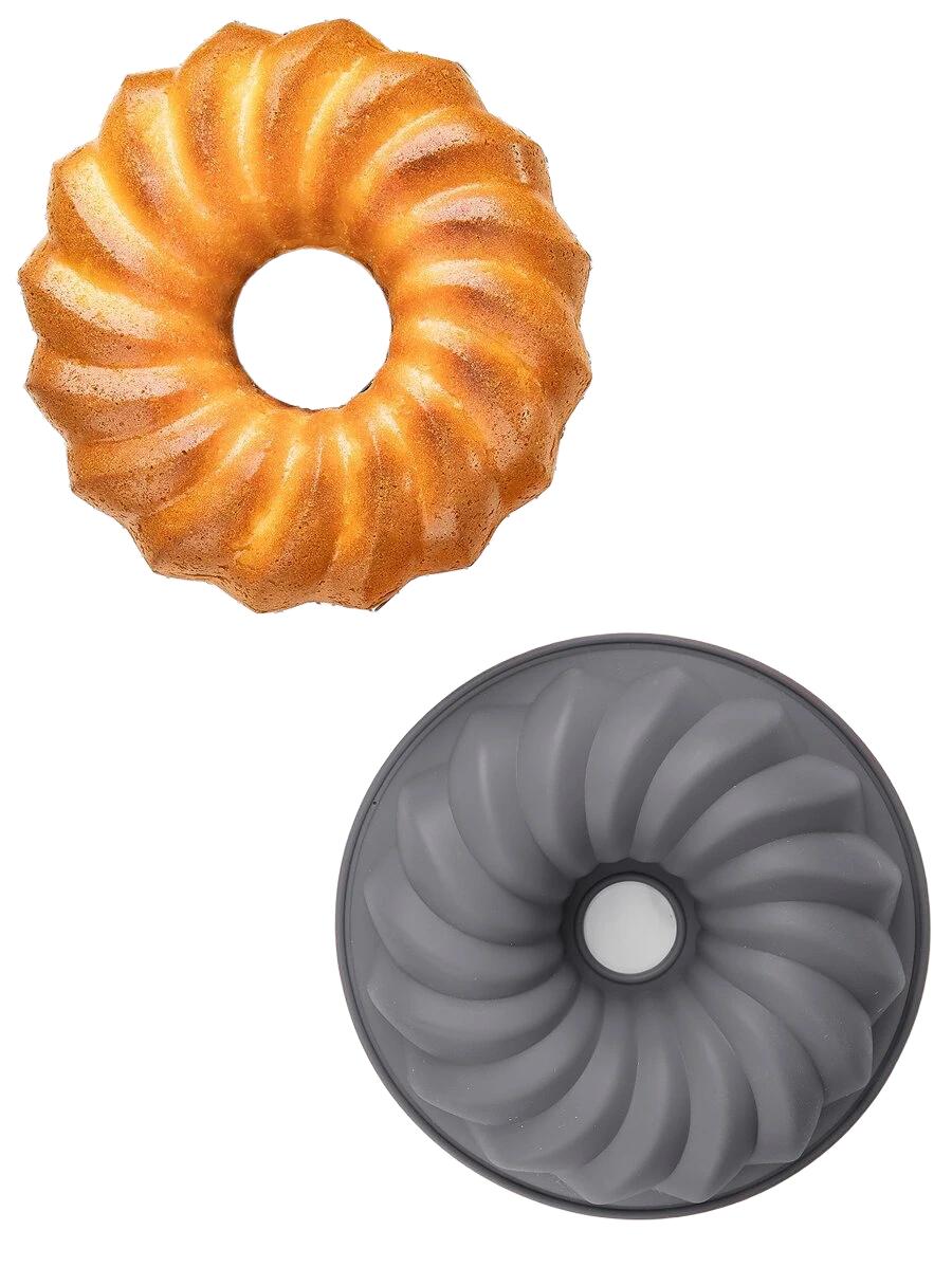 szara silikonowa forma na ciasto