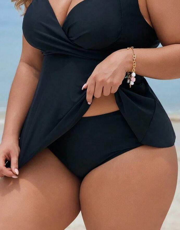 CZARNY DÓŁ OD BIKINI