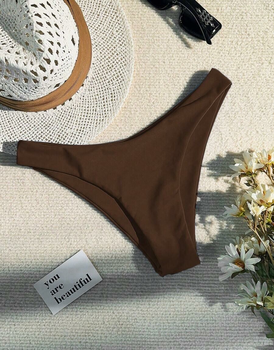 DÓŁ OD BIKINI