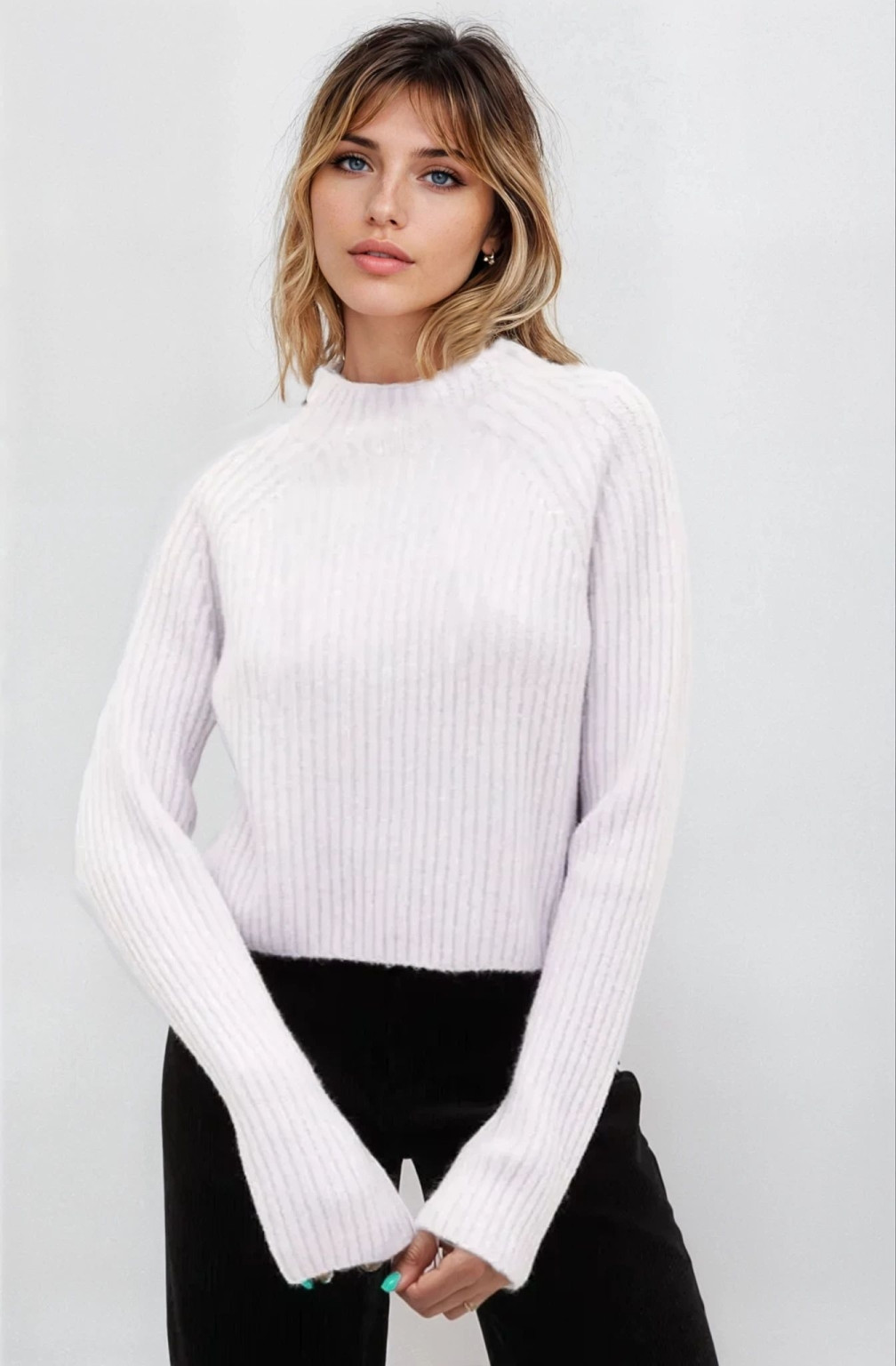 fioletowy sweter prążki stójka