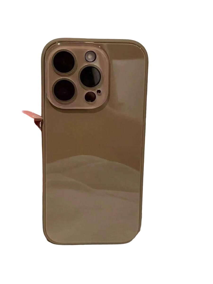 brązowe etui na telefon iphone 15 pro
