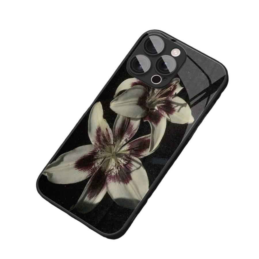 ETUI NA TELEFON IPHONE 13
